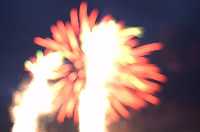 640x424 pixels (48K)