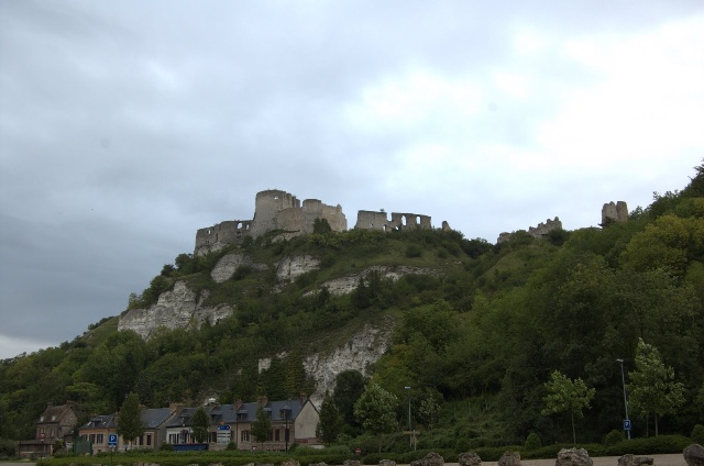 640x424 pixels (74K)