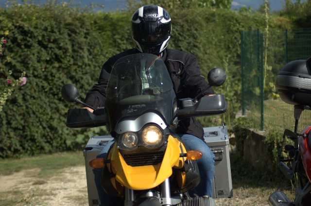 640x424 pixels (105K)