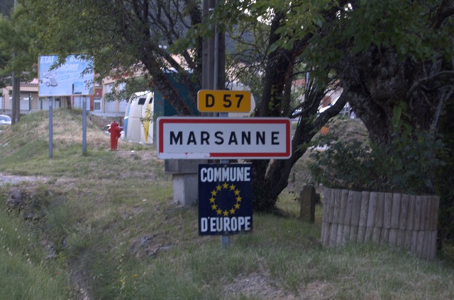 640x424 pixels (117K)