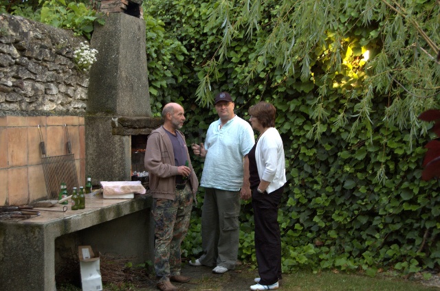 640x424 pixels (139K)