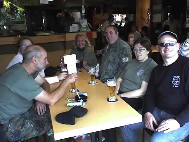 640x480 pixels (71K)