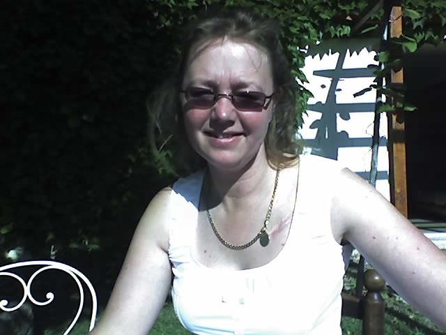 640x480 pixels (68K)