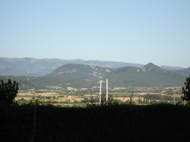 640x480 pixels (71K)