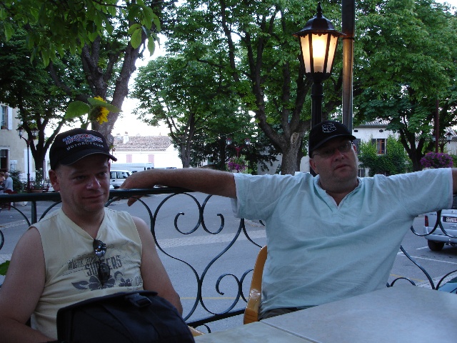 640x480 pixels (156K)