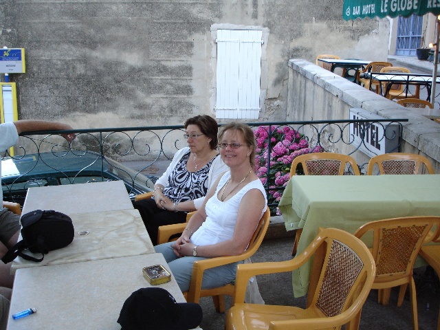 640x480 pixels (143K)