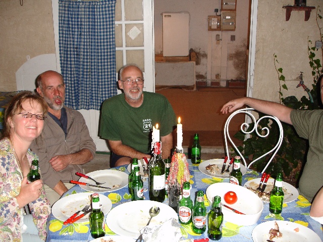 640x480 pixels (153K)