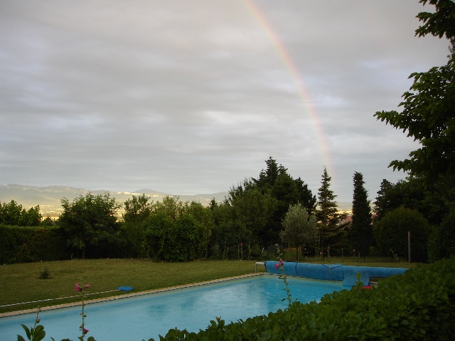 640x480 pixels (94K)