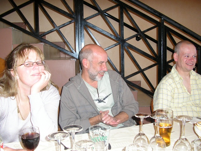 640x480 pixels (143K)