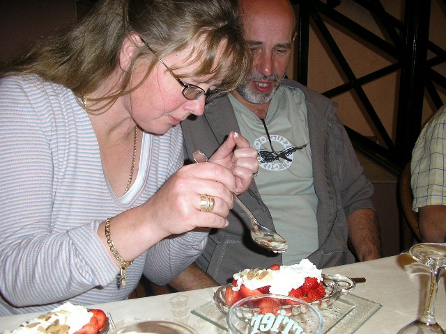 640x480 pixels (138K)