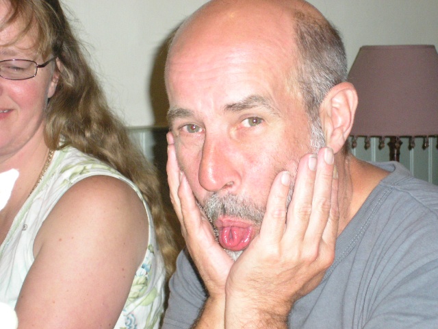 640x480 pixels (101K)