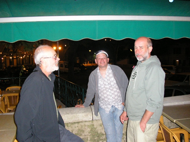 640x480 pixels (110K)