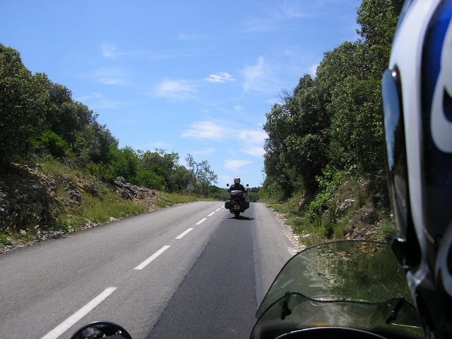 640x480 pixels (125K)