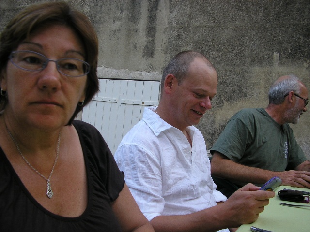 640x480 pixels (111K)