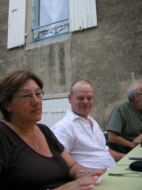 480x640 pixels (121K)