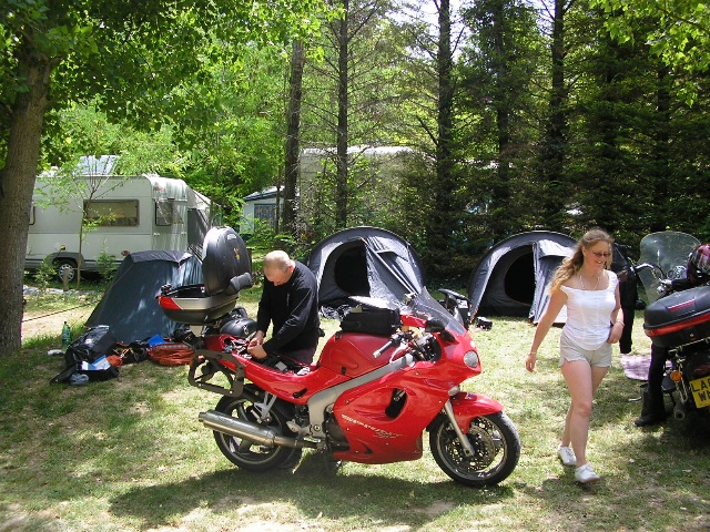 640x480 pixels (199K)