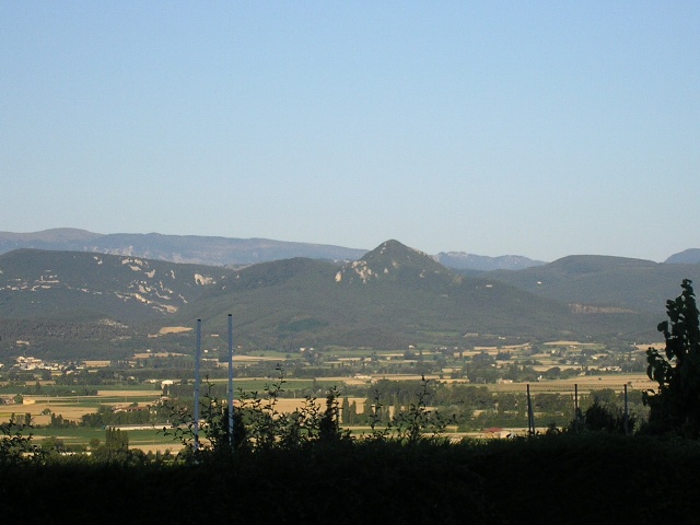 640x480 pixels (84K)