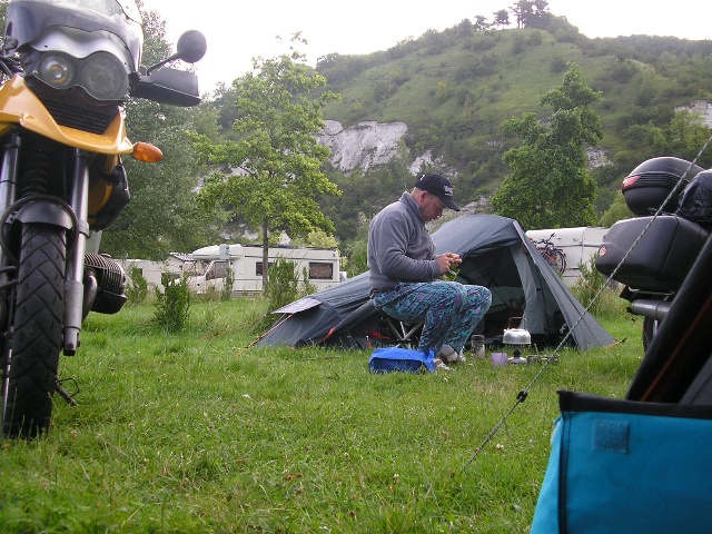 640x480 pixels (156K)