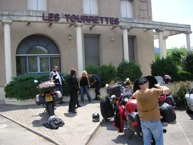 640x480 pixels (140K)