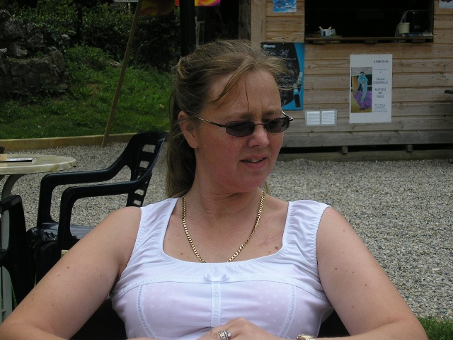 640x480 pixels (119K)