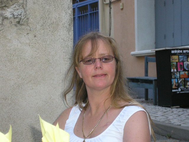 640x480 pixels (112K)