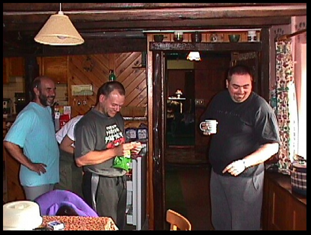 602x451 pixels (107K)