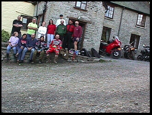 602x451 pixels (150K)