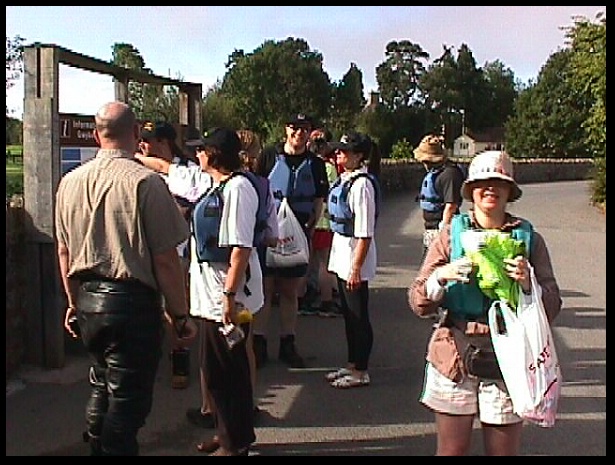 602x451 pixels (116K)