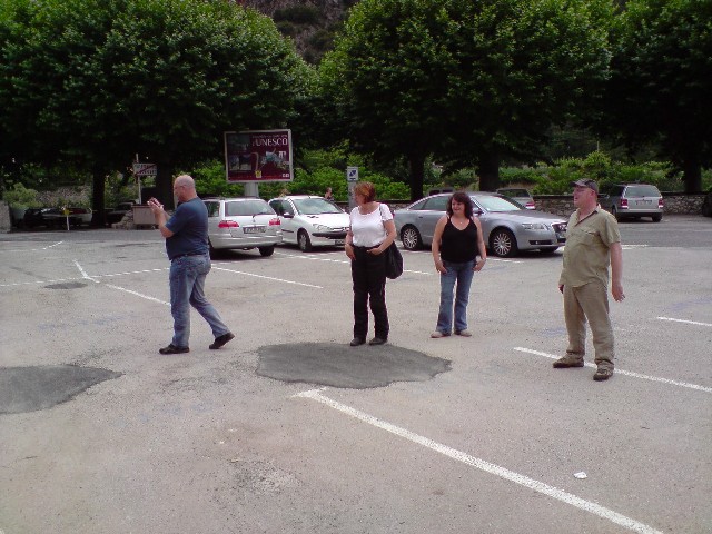 640x480 pixels (95K)