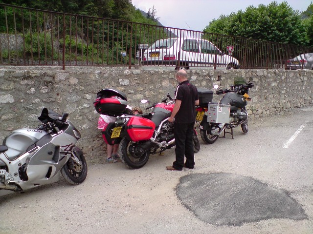 640x480 pixels (120K)