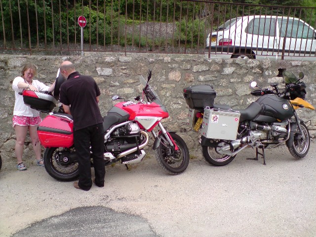 640x480 pixels (124K)