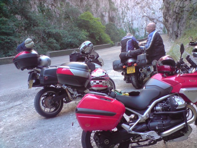 640x480 pixels (111K)