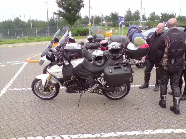 640x480 pixels (113K)