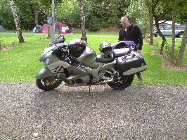 640x480 pixels (139K)