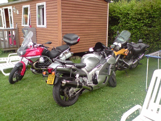 640x480 pixels (128K)