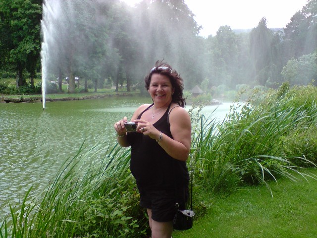 640x480 pixels (104K)