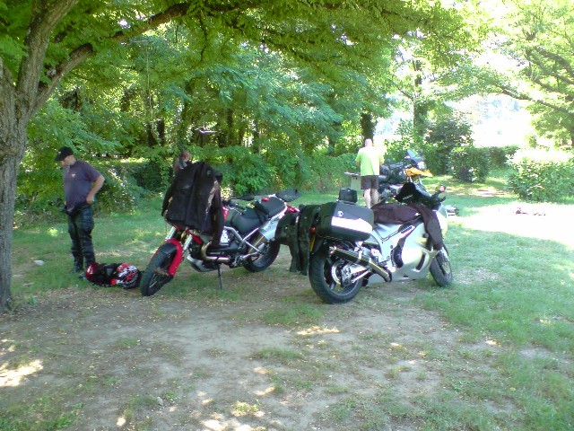 640x480 pixels (128K)