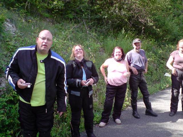 640x480 pixels (122K)