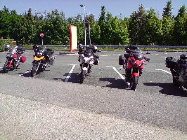 640x480 pixels (112K)