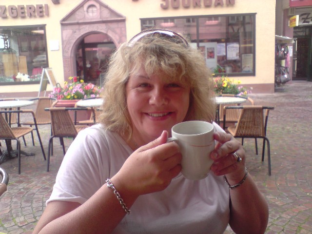 640x480 pixels (77K)