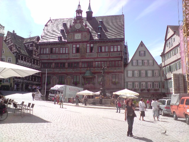 640x480 pixels (100K)