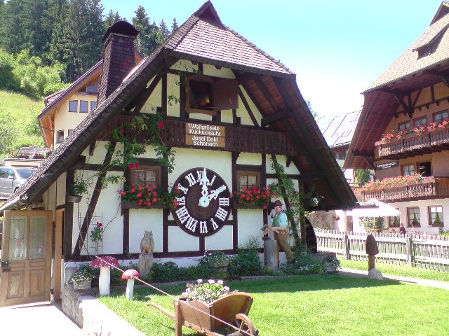 640x480 pixels (119K)