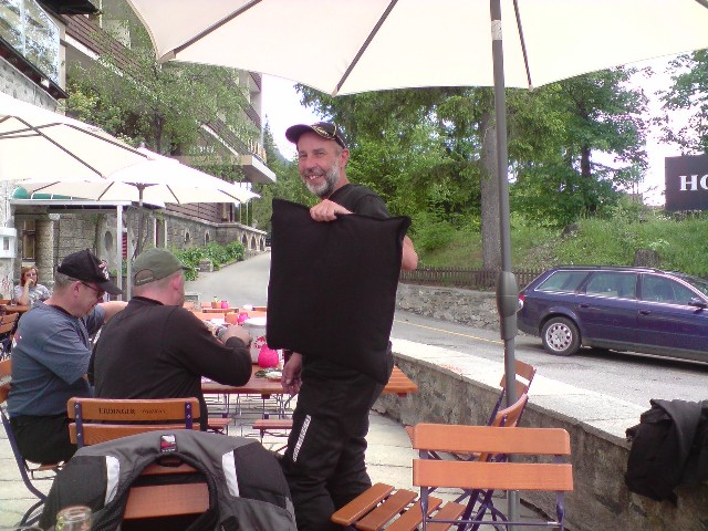 640x480 pixels (106K)