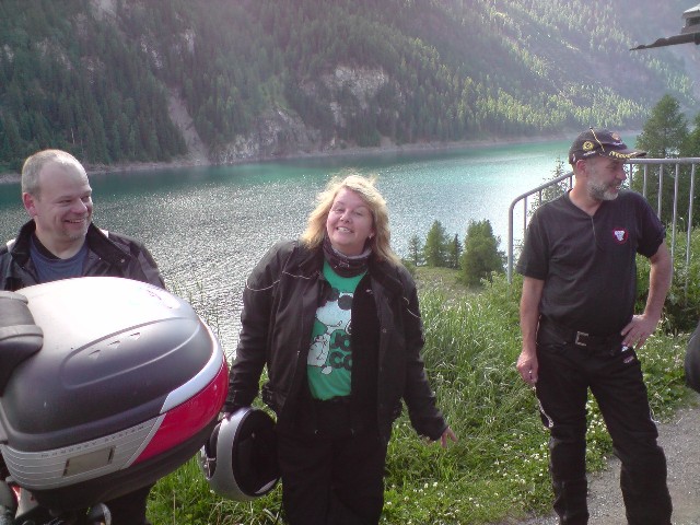 640x480 pixels (92K)