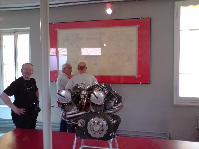 640x480 pixels (58K)