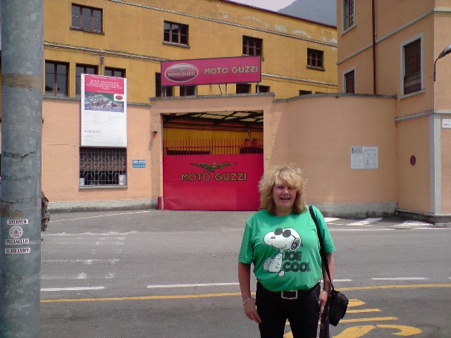 640x480 pixels (79K)