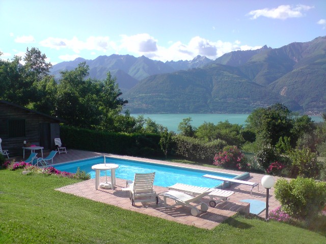 640x480 pixels (94K)