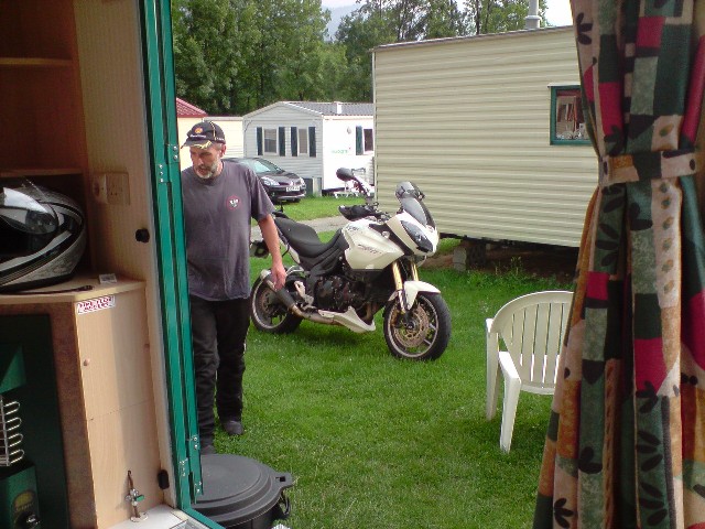 640x480 pixels (97K)