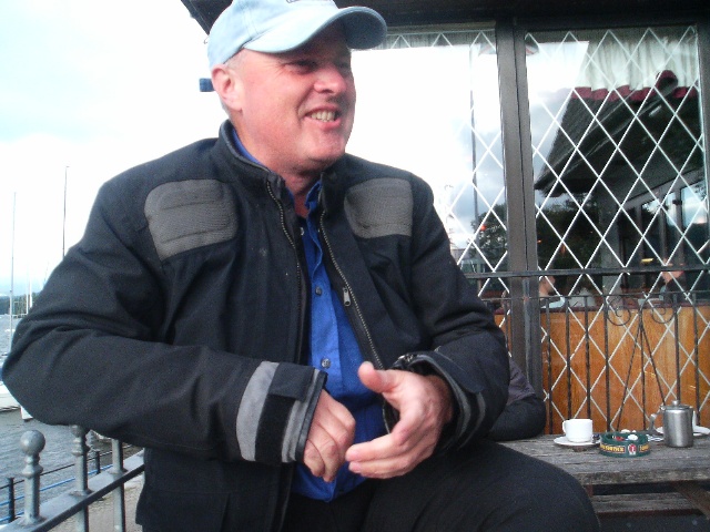 640x480 pixels (116K)