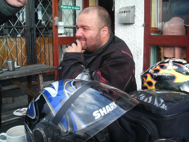 640x480 pixels (143K)